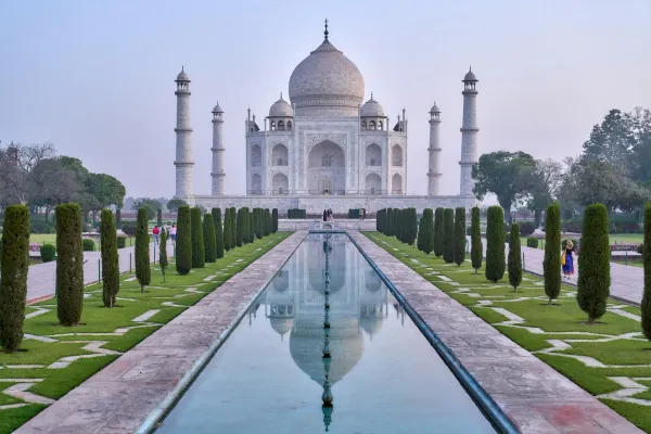 Solving the challenges of <>building </> distributed teams in <>India</>